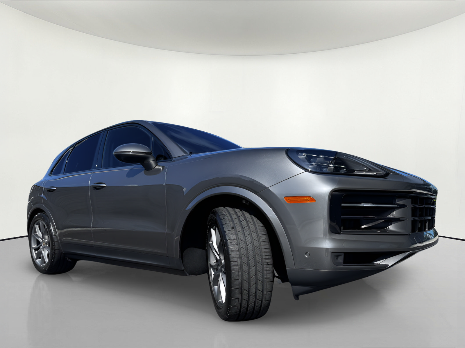 Certified 2024 Porsche Cayenne S AWD/4WD image 4