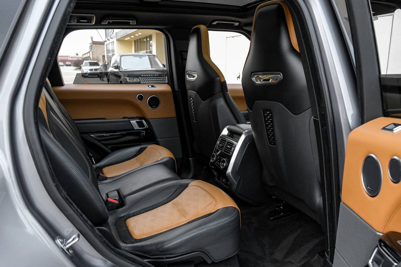 Used 2020 Land Rover Range Rover Sport SVR AWD/4WD image 48