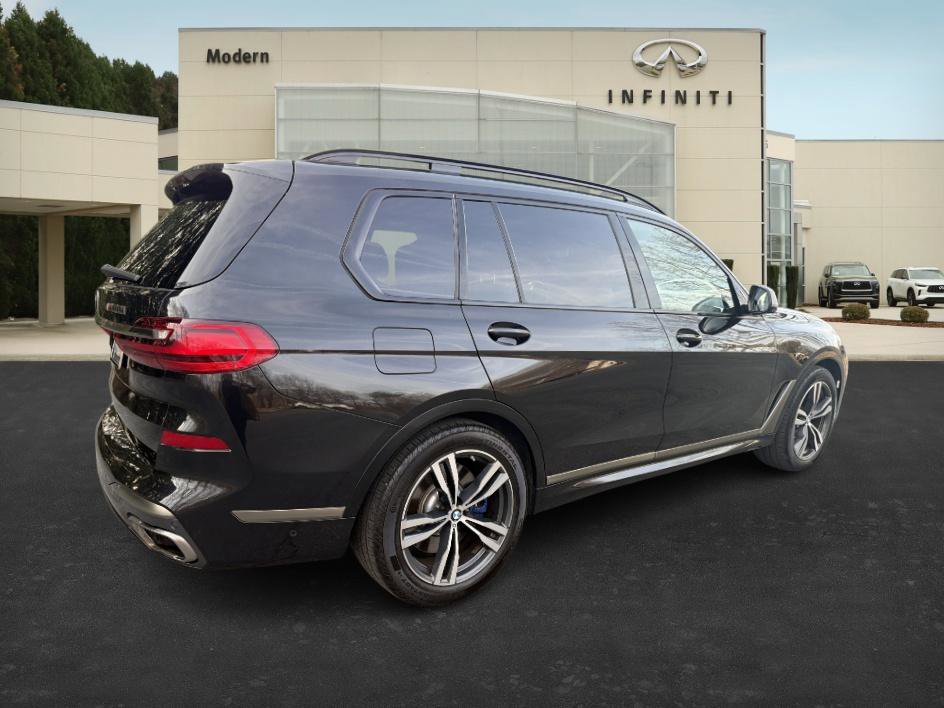 Used 2020 BMW X7 M50i image 5