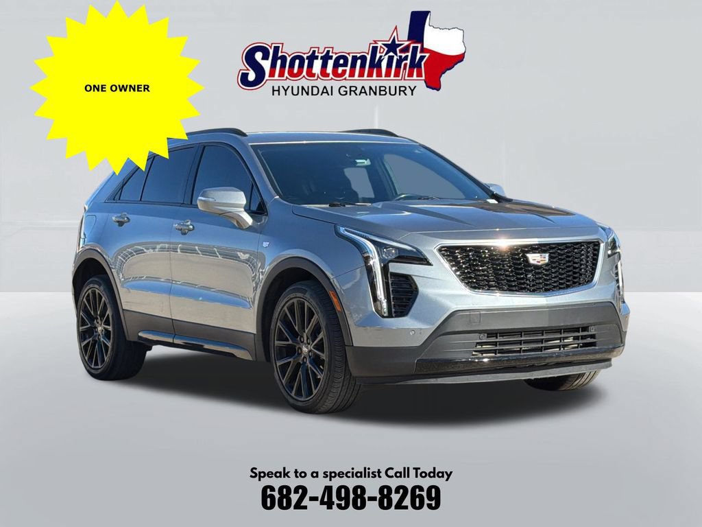 Used 2023 Cadillac XT4 Sport FWD image 3