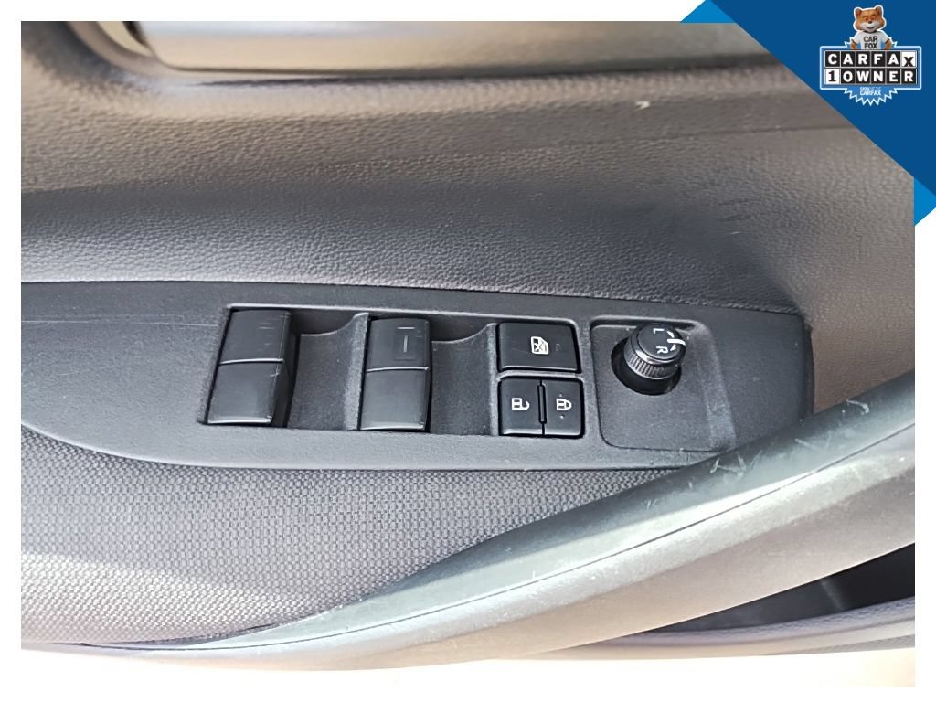 Used 2025 Toyota Corolla LE FWD image 13