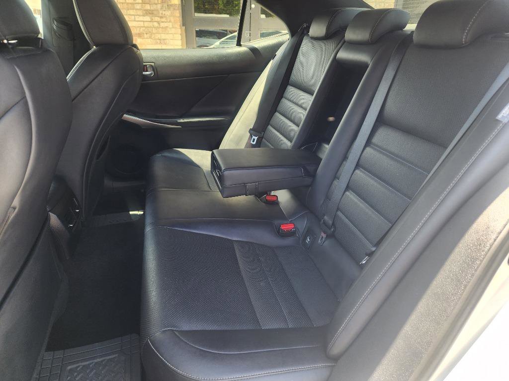 Used 2015 Lexus IS 250 w/ F-Sport Package RWD image 9