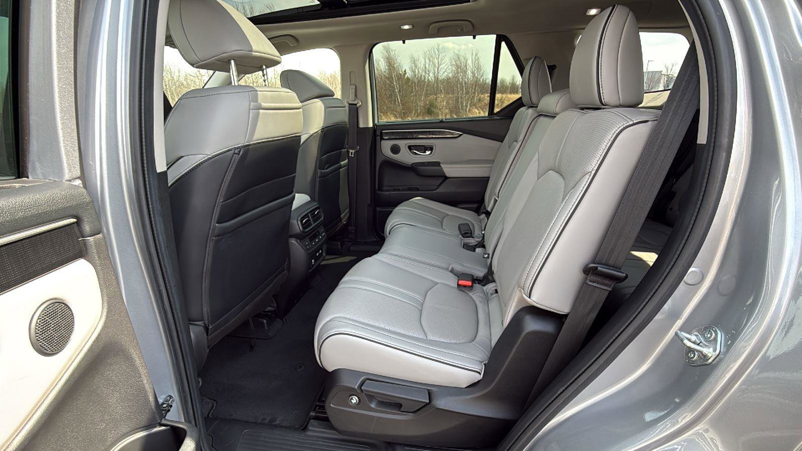 Used 2023 Honda Pilot Elite image 24