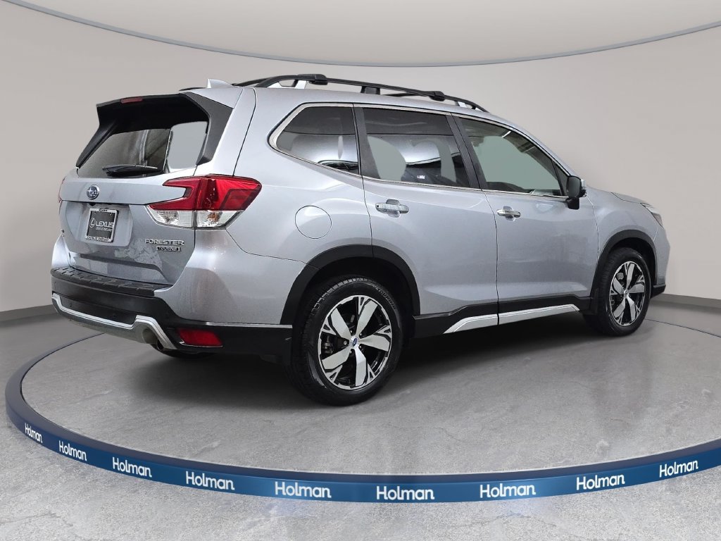 Used 2019 Subaru Forester Touring AWD/4WD image 6