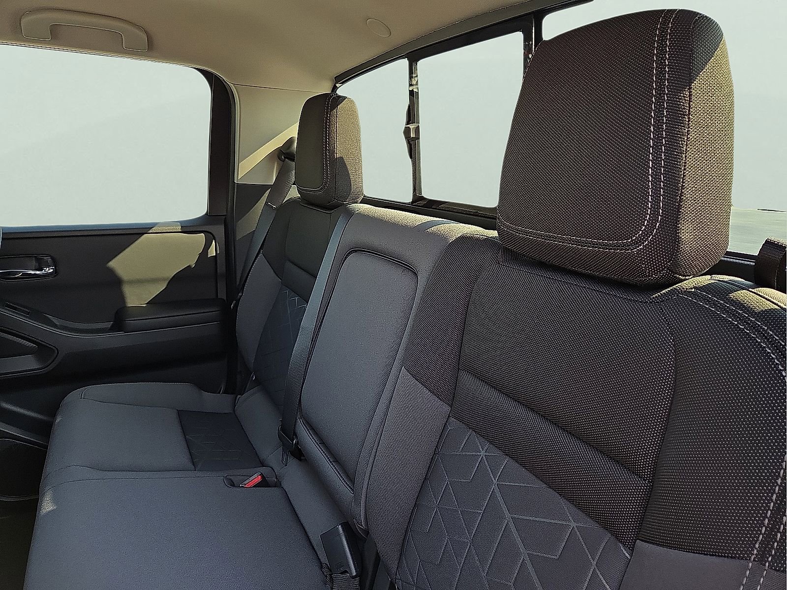 New 2026 Nissan Frontier SV w/ Tow Package AWD/4WD image 10