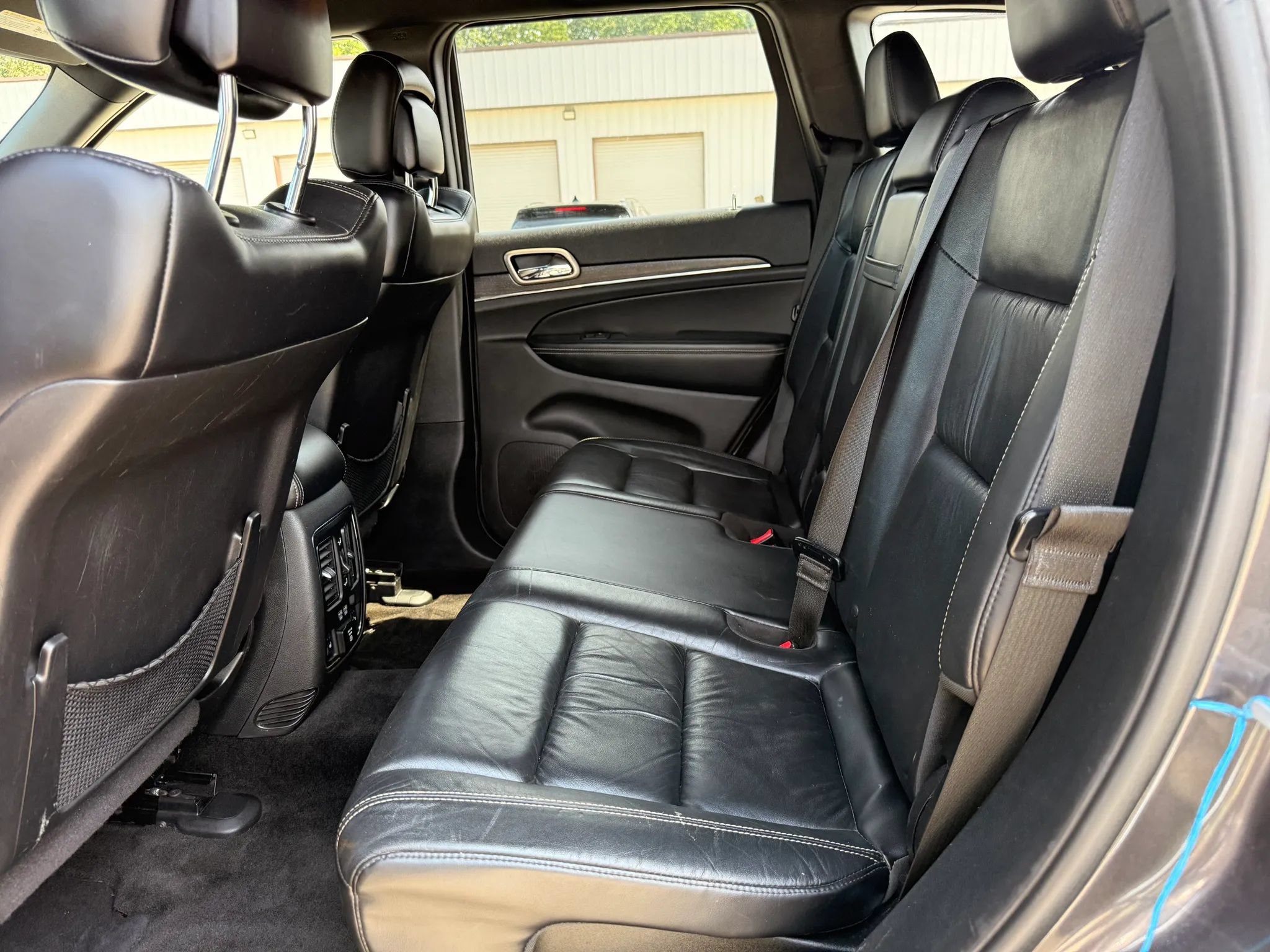 Used 2015 Jeep Grand Cherokee Limited AWD/4WD image 21