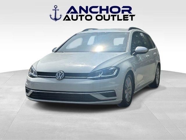 Used 2019 Volkswagen Golf S image 4
