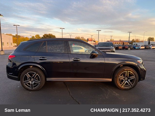 Used 2023 Mercedes-Benz GLC 300 4MATIC image 2