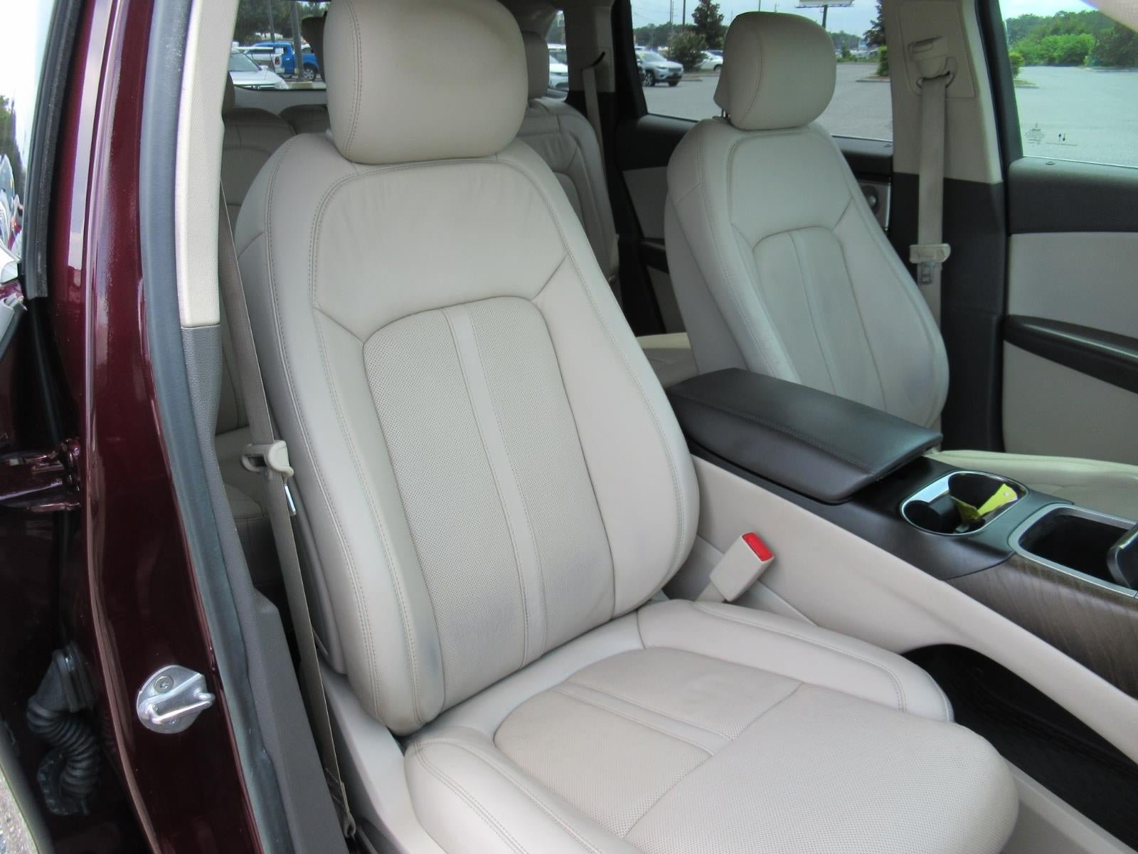 Used 2020 Lincoln Nautilus Reserve w/ Equipment Group 202A AWD/4WD image 9