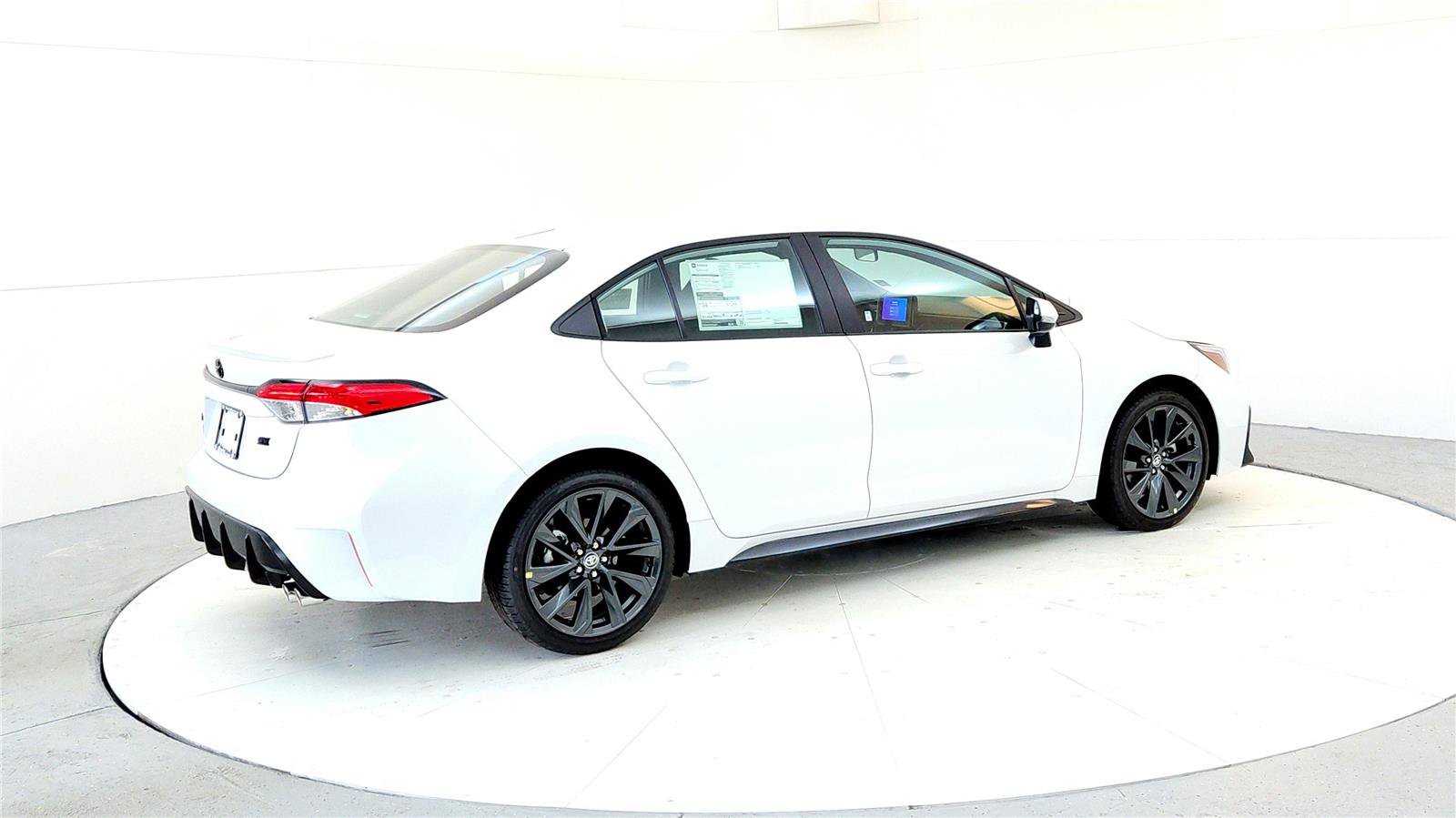 New 2026 Toyota Corolla SE FWD image 6