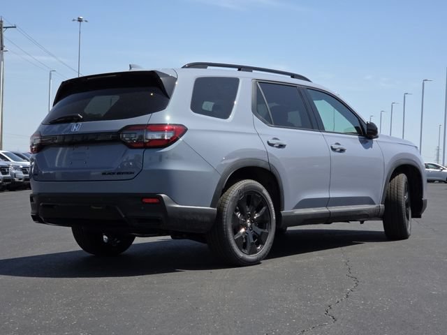 New 2026 Honda Pilot Black Edition image 10