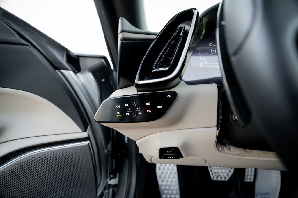 Certified 2024 Ferrari Roma Spider image 24