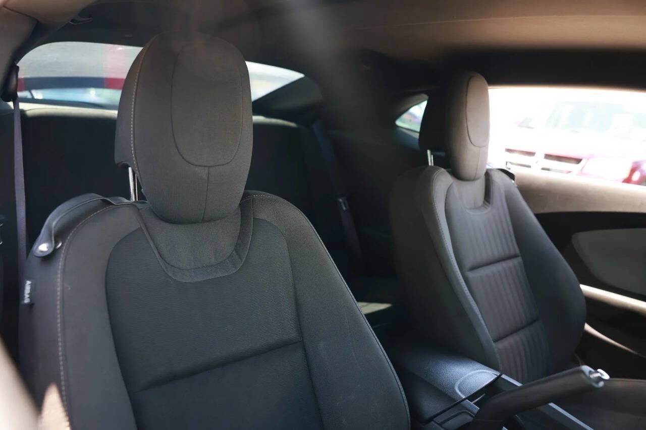 Used 2014 Chevrolet Camaro LS RWD image 33