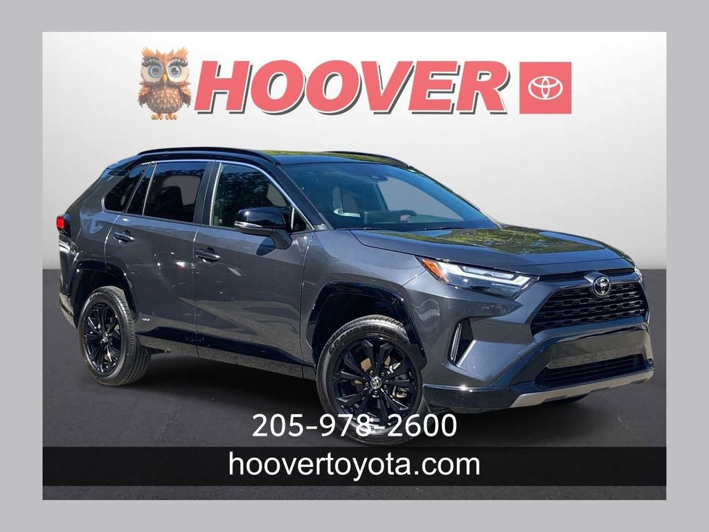 Used 2025 Toyota RAV4 XSE AWD/4WD image 1