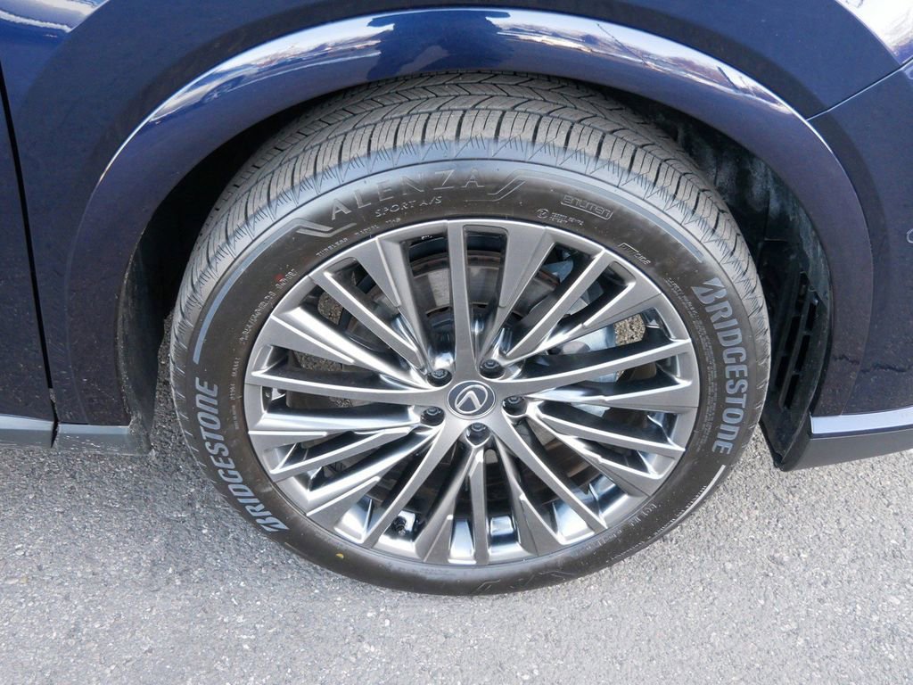 Certified 2025 Lexus RX 450h AWD w/ Convenience Package image 7