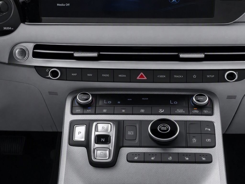Used 2023 Hyundai Palisade SEL w/ Premium Package FWD image 13