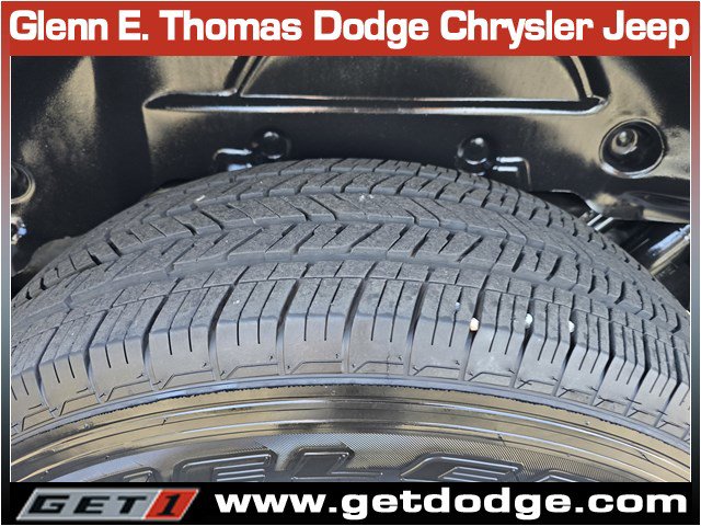 Certified 2025 Jeep Wrangler Sahara w/ Safety Group image 38