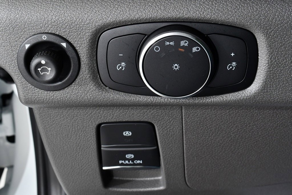 New 2026 Ford Transit 150 148 Medium Roof w/ Load Area Protection Package image 31