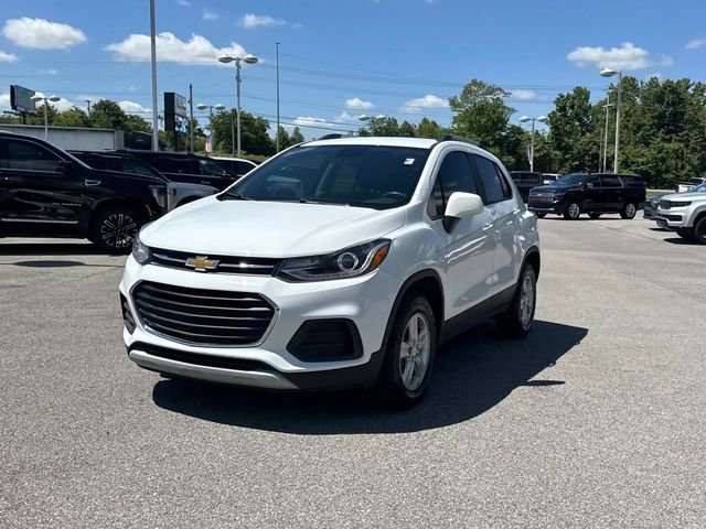 Used 2022 Chevrolet Trax LT w/ LT Convenience Package AWD/4WD image 8