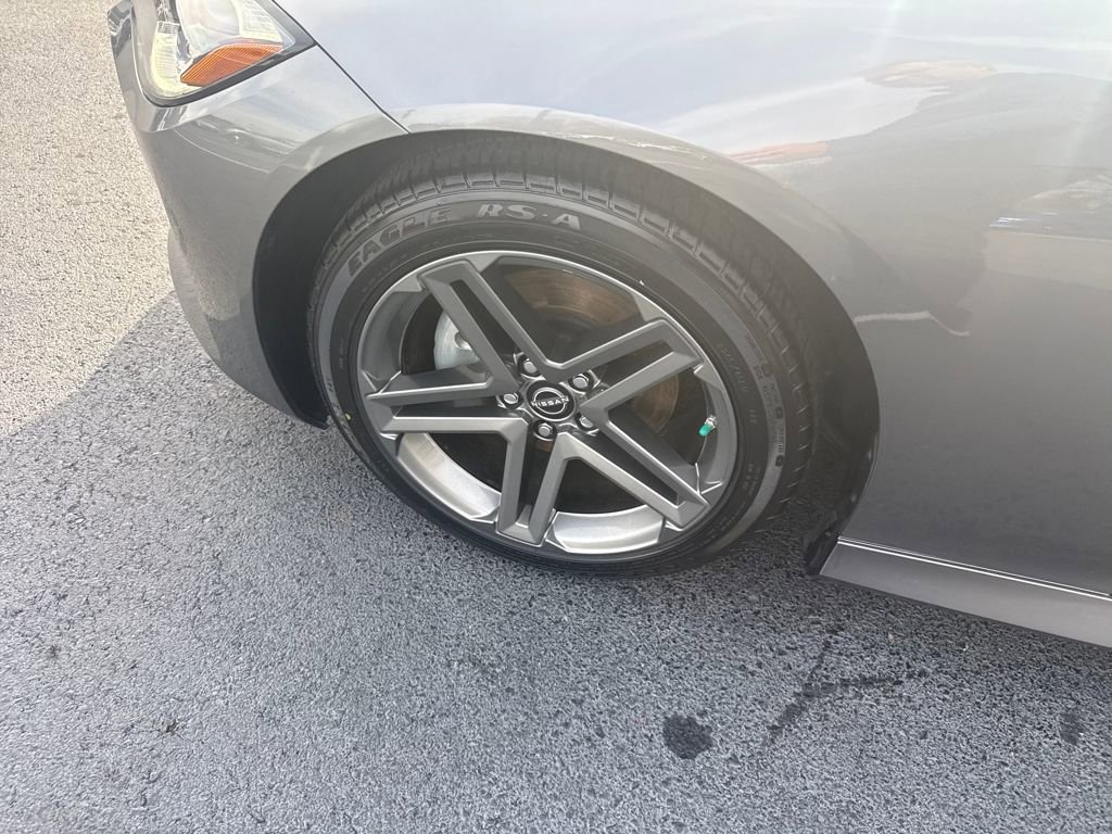 Used 2024 Nissan Z Sport w/ Floor Mat Package image 28