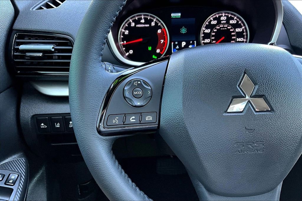 Used 2022 Mitsubishi Eclipse Cross SE image 18