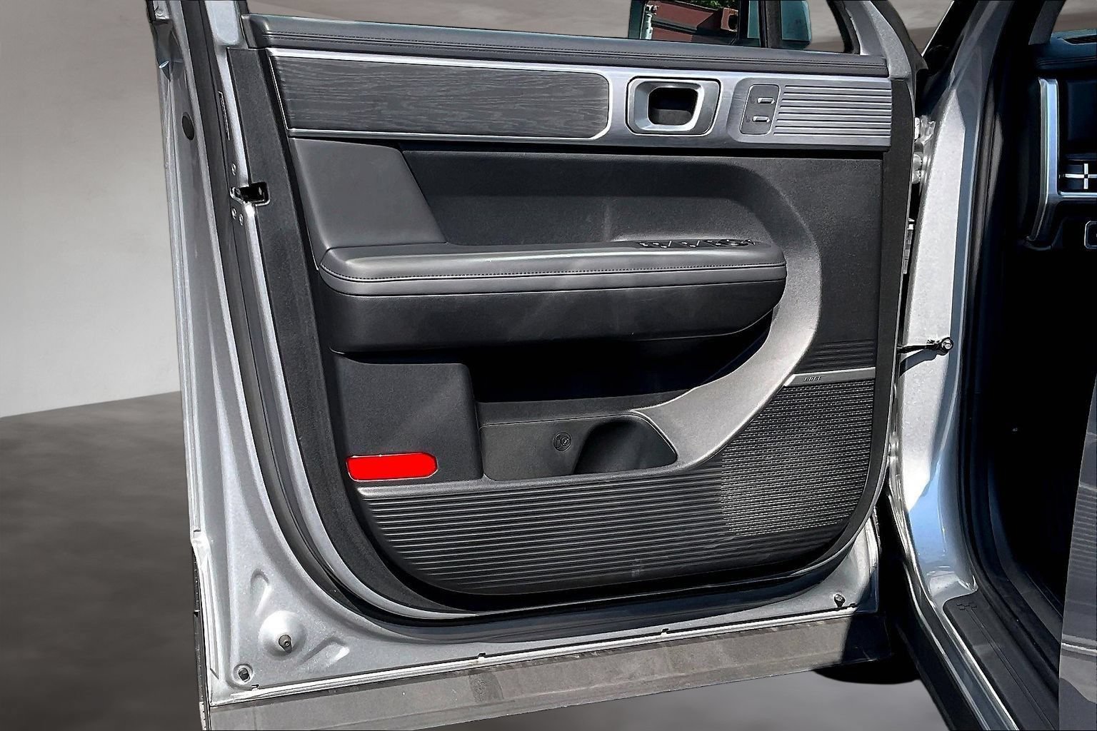 Certified 2024 Hyundai Santa Fe Limited FWD image 20