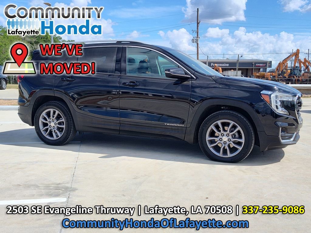 Used 2023 GMC Terrain SLT w/ LPO, Floor Liner Package FWD image 14