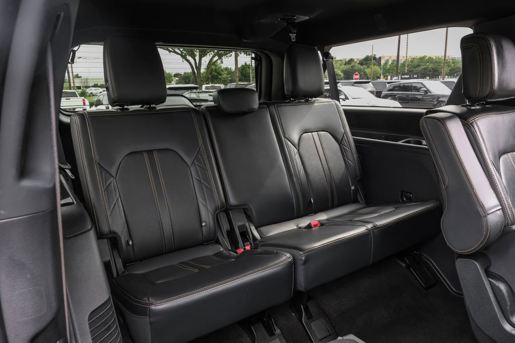 Used 2023 Ford Expedition Max Platinum AWD/4WD image 52
