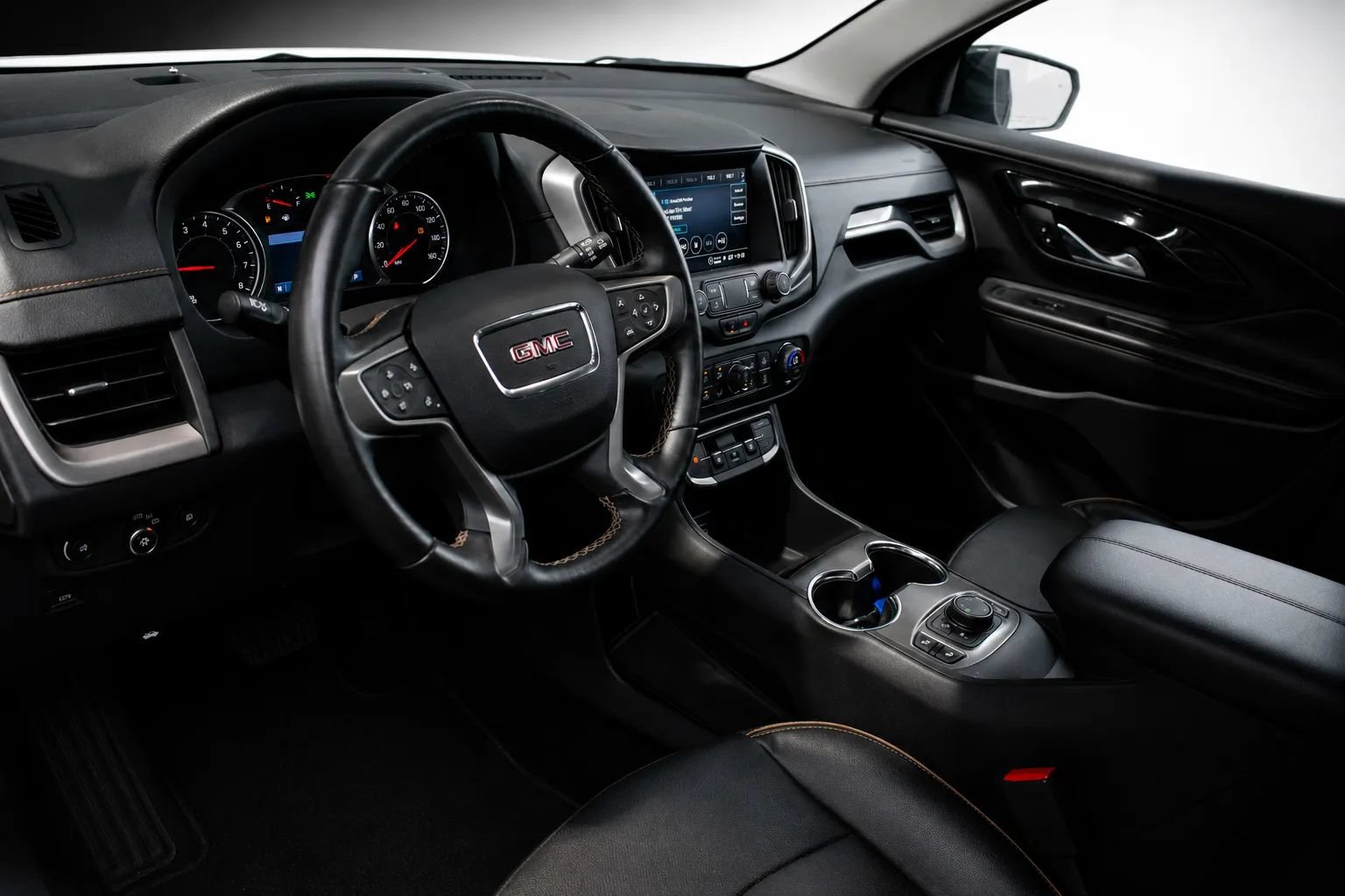 Used 2024 GMC Terrain AT4 AWD/4WD image 11