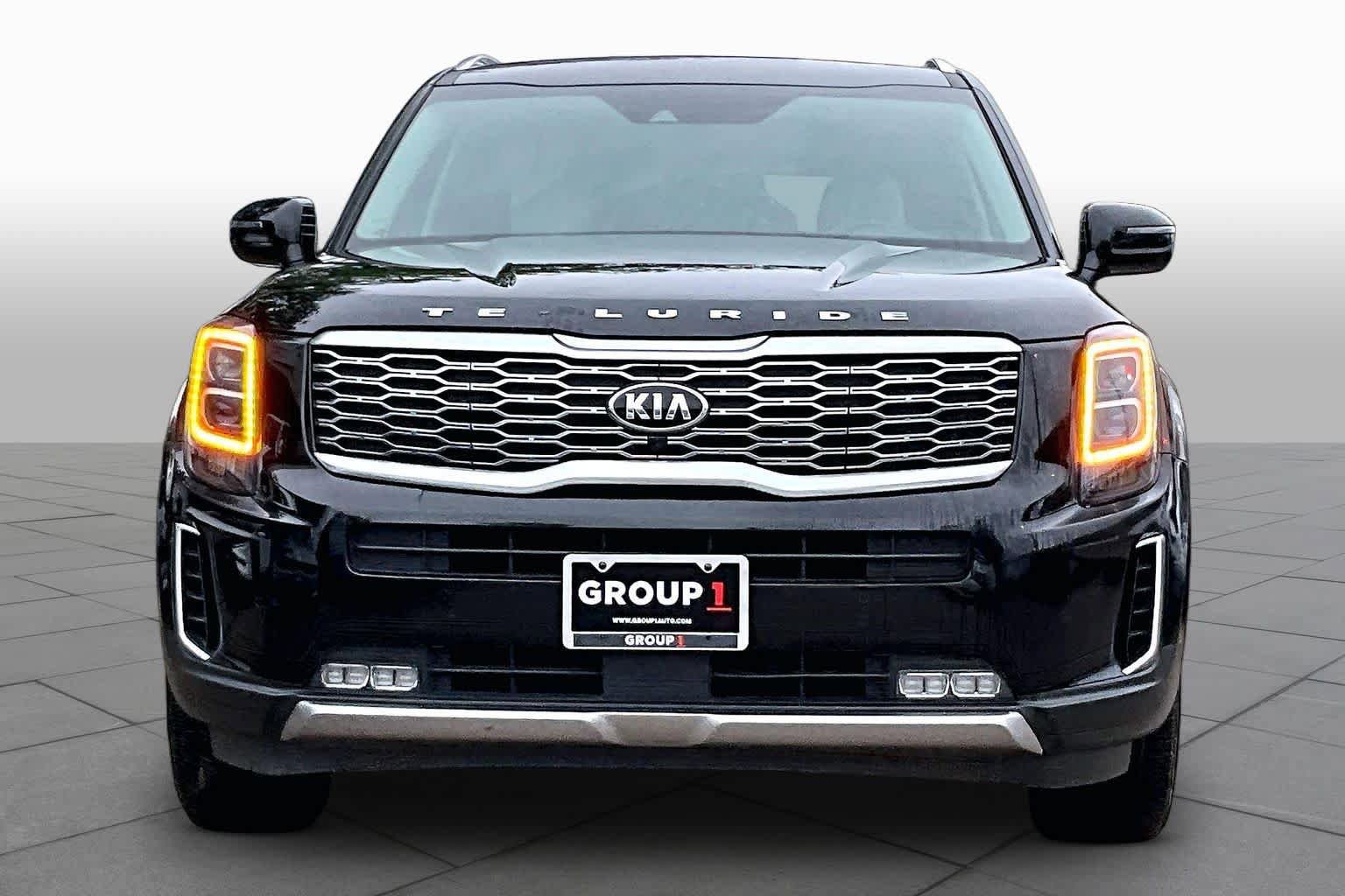 Used 2020 Kia Telluride SX w/ Towing Package FWD image 4