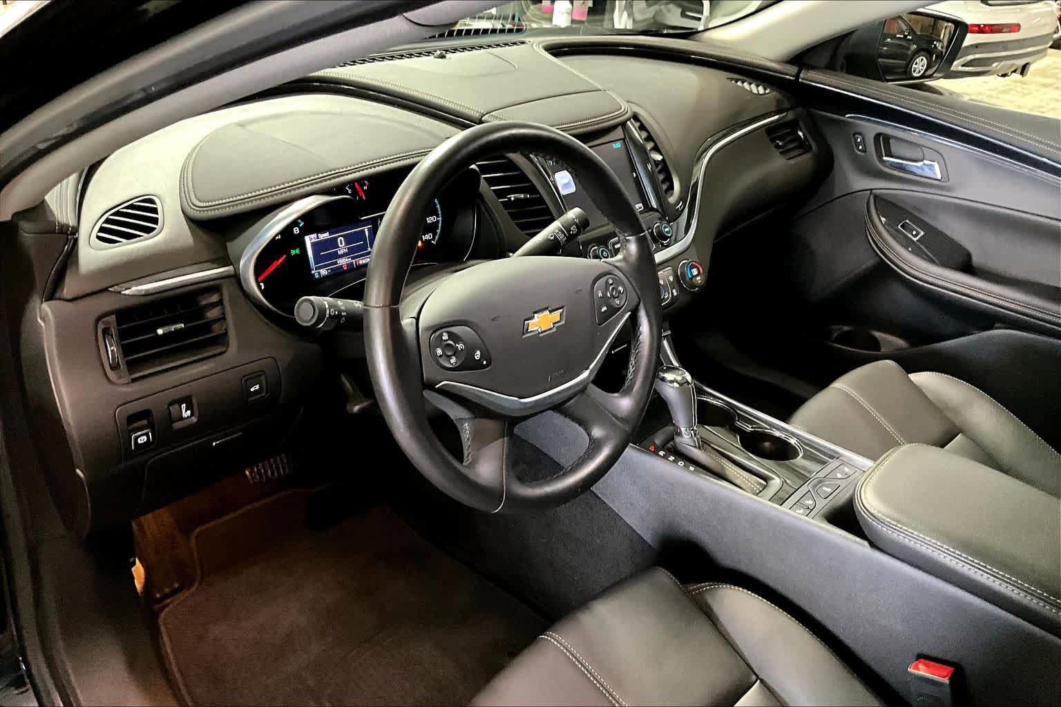 Used 2019 Chevrolet Impala LT w/ Sunroof and Spoiler Package FWD image 17