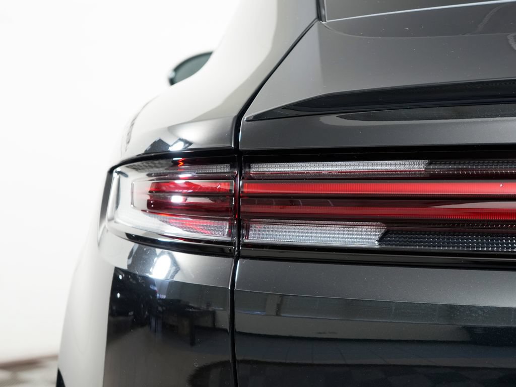 New 2026 Porsche Cayenne Coupe AWD/4WD image 12