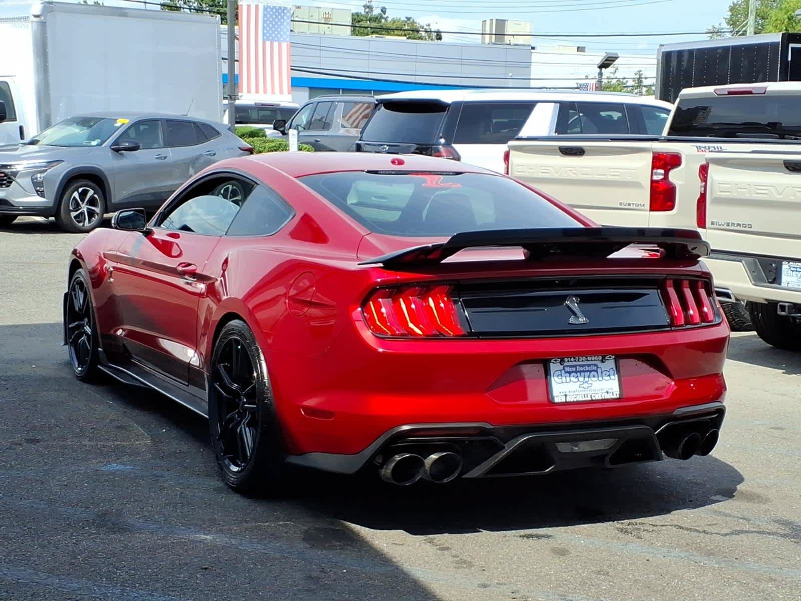 Used 2020 Ford Mustang Shelby GT500 w/ Technology Package RWD image 4