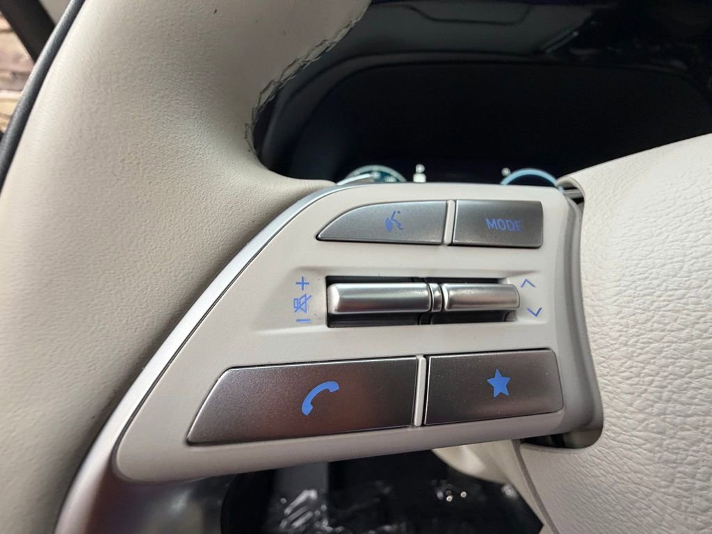Used 2023 Hyundai Palisade Calligraphy image 23