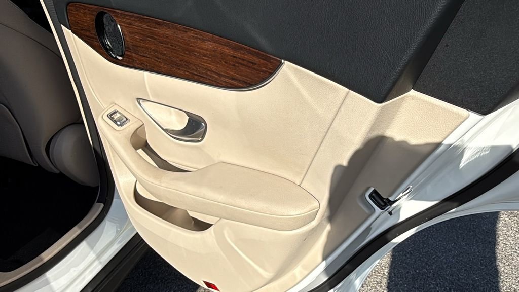 Certified 2022 Mercedes-Benz GLC 300 4MATIC image 16