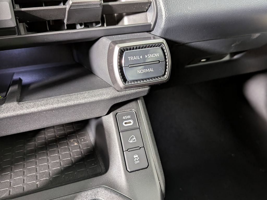 New 2026 Toyota RAV4 XSE image 25