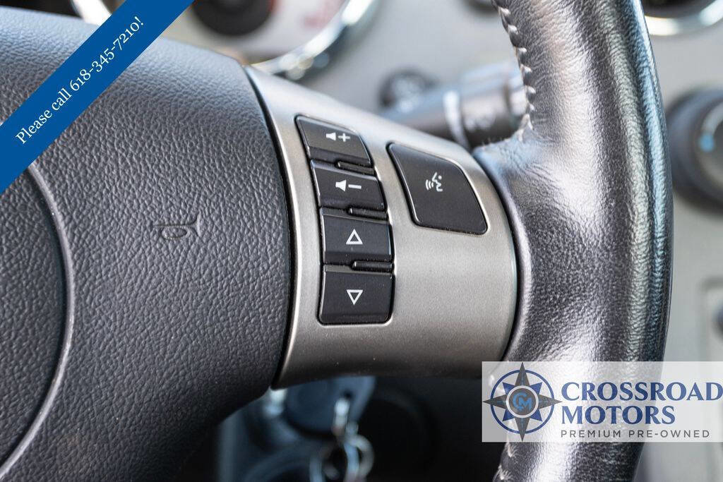 Used 2008 Pontiac Solstice Convertible w/ Premium Package image 16