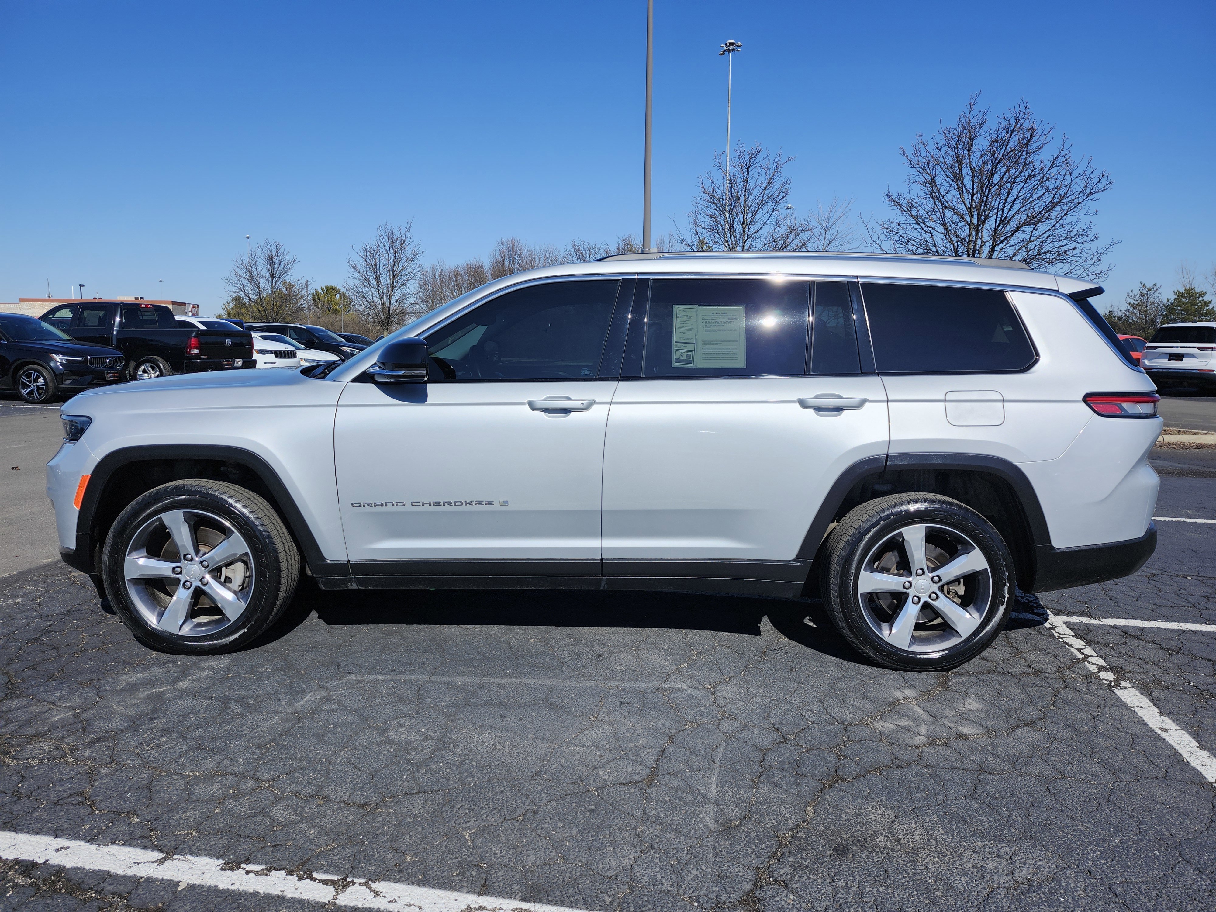 Used 2021 Jeep Grand Cherokee L Limited w/ Trailer Tow Group (B) image 14