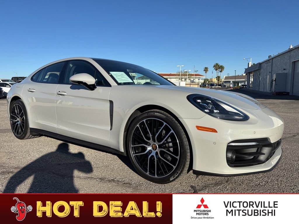 Used 2023 Porsche Panamera 4 Platinum Edition image 1