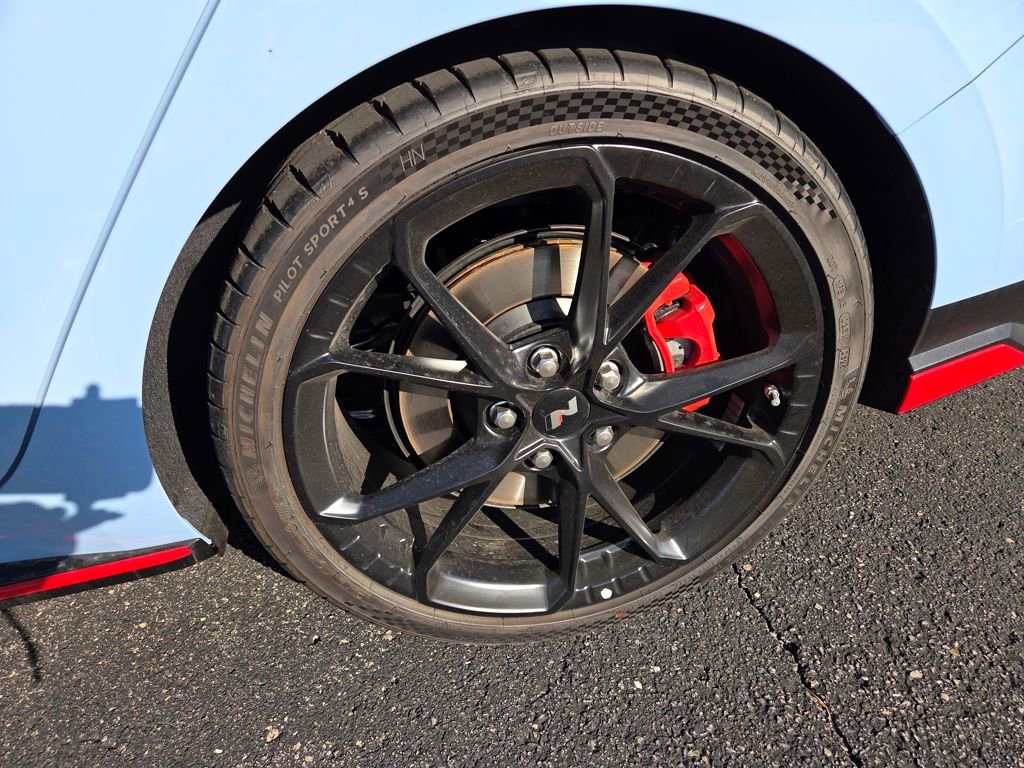 New 2025 Hyundai Elantra N Base image 9