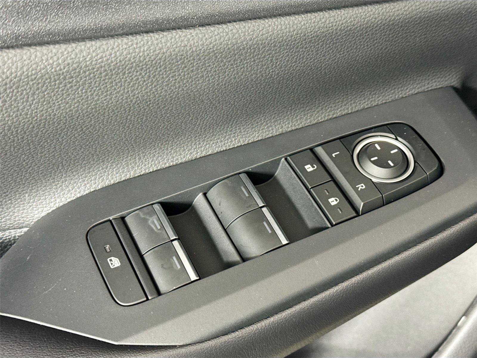 New 2026 Toyota Prius Plug-In Hybrid image 33