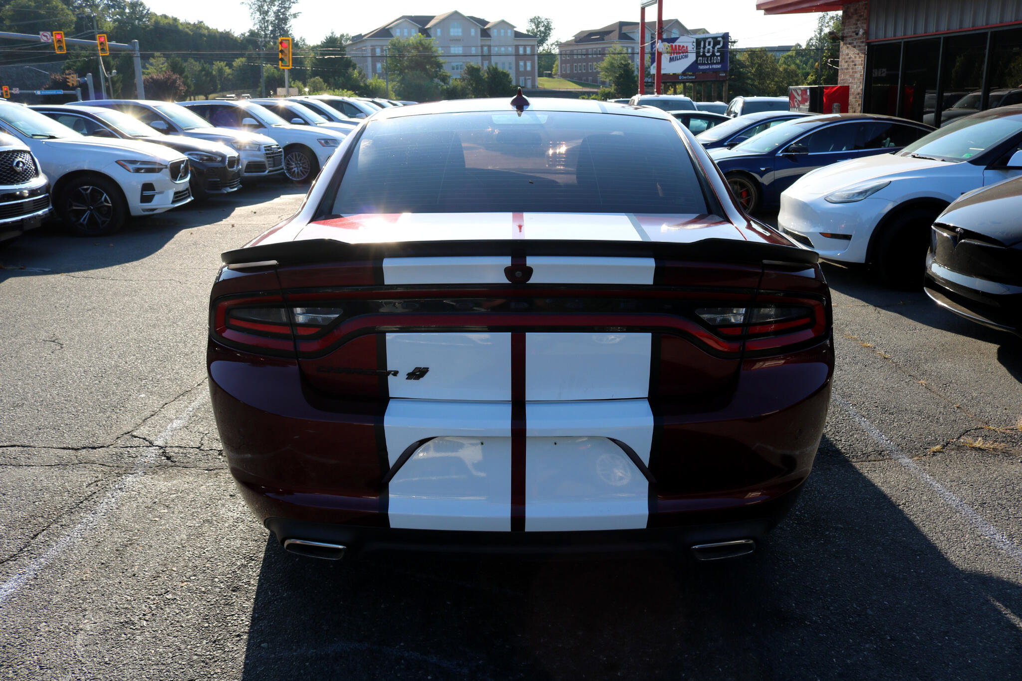 Used 2020 Dodge Charger SXT w/ Blacktop Package image 4