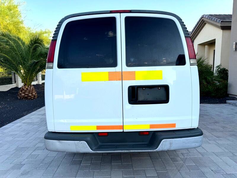 Used 2000 Chevrolet Express 2500 image 6