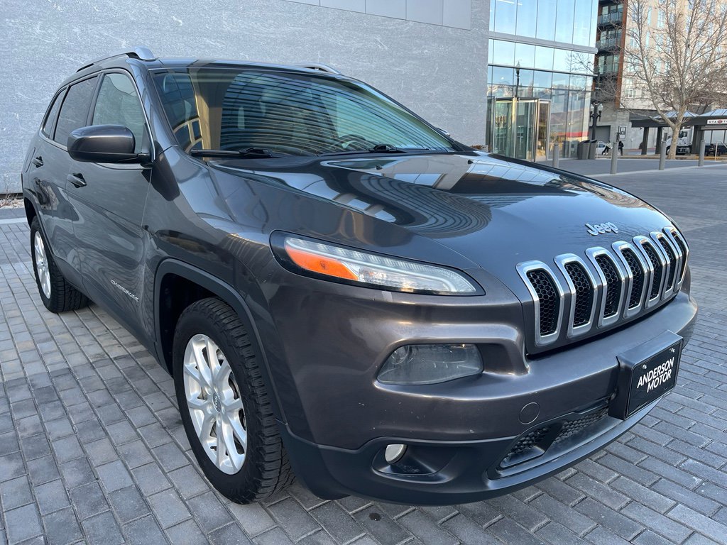 Used 2014 Jeep Cherokee Latitude FWD image 5