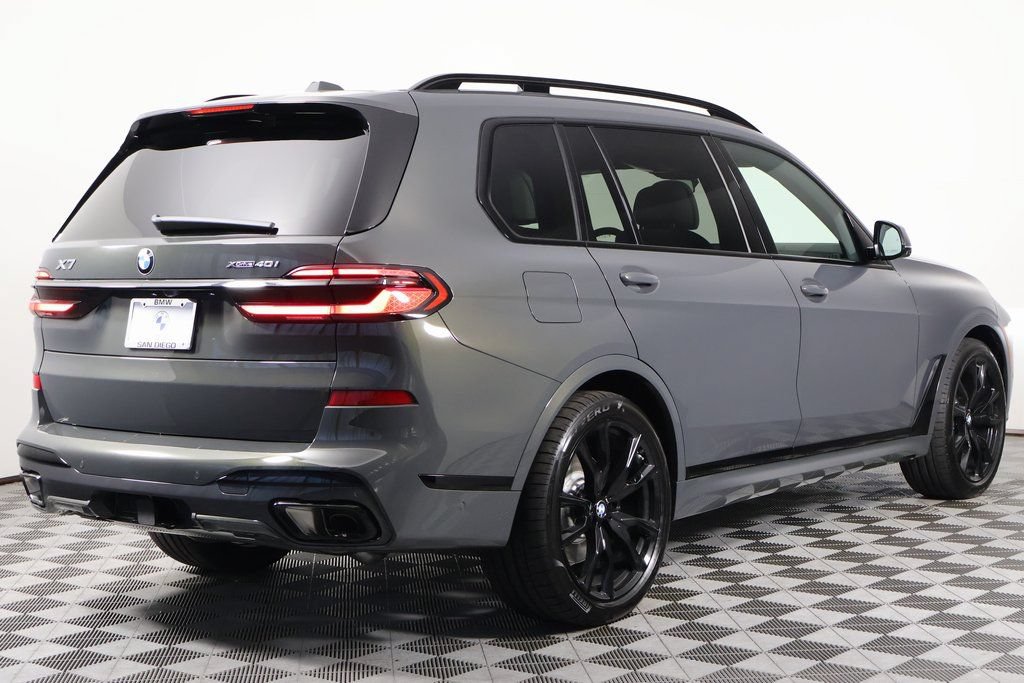 New 2027 BMW X7 xDrive40i AWD/4WD image 2