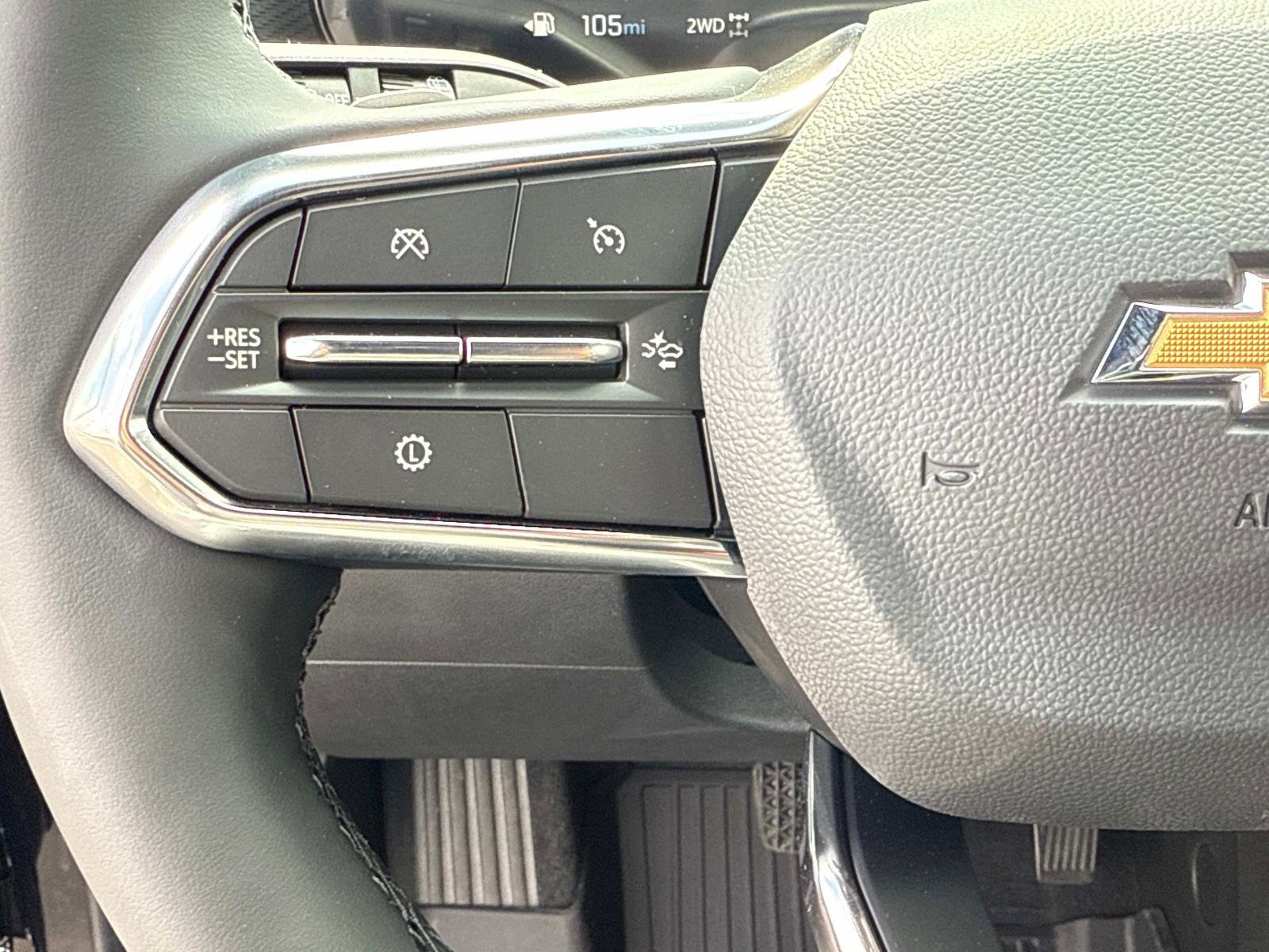New 2026 Chevrolet Equinox LT w/ LPO, Floor Liner Package image 9