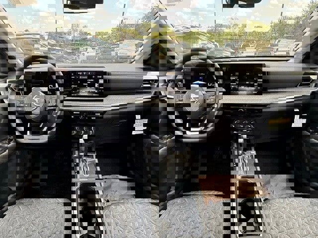 New 2025 Nissan Kicks SV image 17