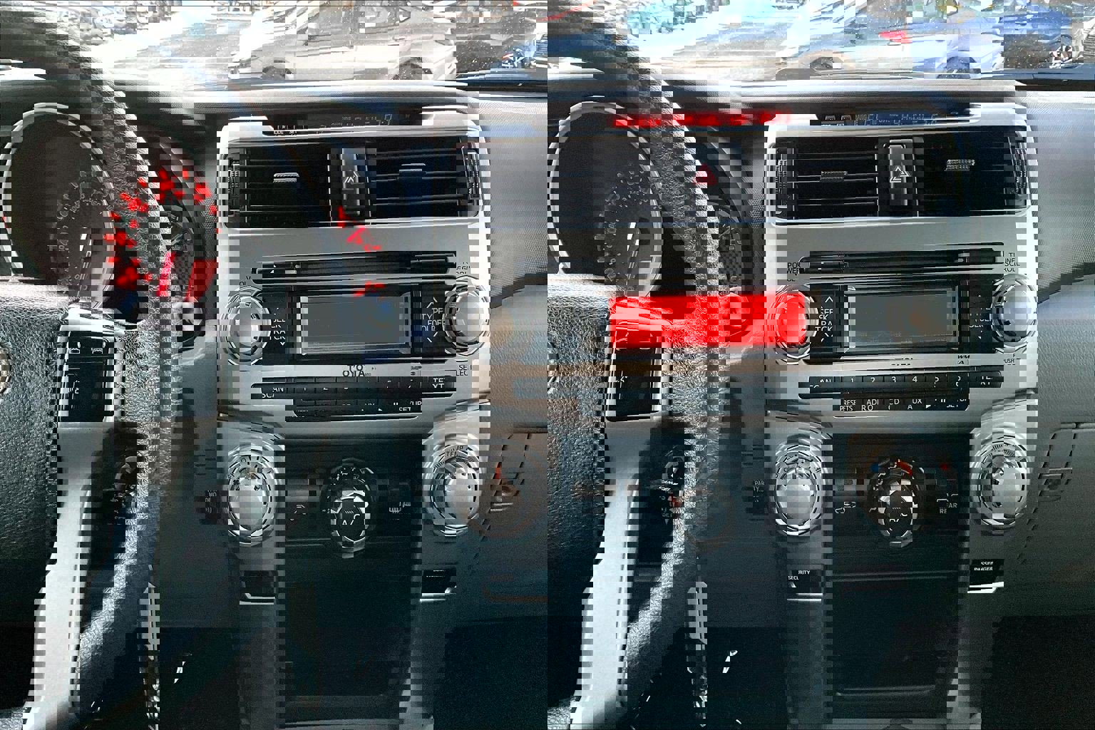 Used 2012 Toyota 4Runner SR5 w/ Convenience Pkg image 6