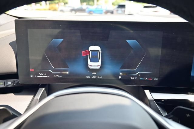 Used 2025 BMW 530i w/ Premium Package RWD image 20