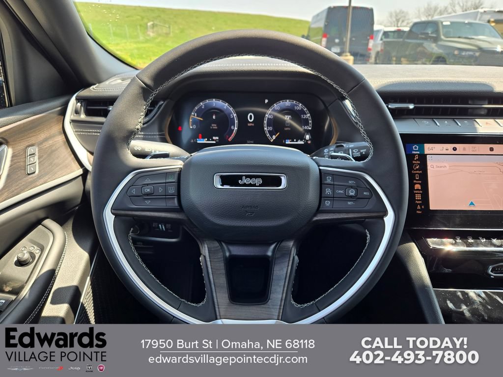 New 2026 Jeep Grand Cherokee L Limited AWD/4WD image 17